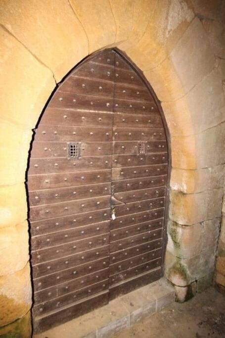Demeure Du Xiiie-Xive S. Dans La Cite Medievale. Gourdon-en-quercy Bagian luar foto